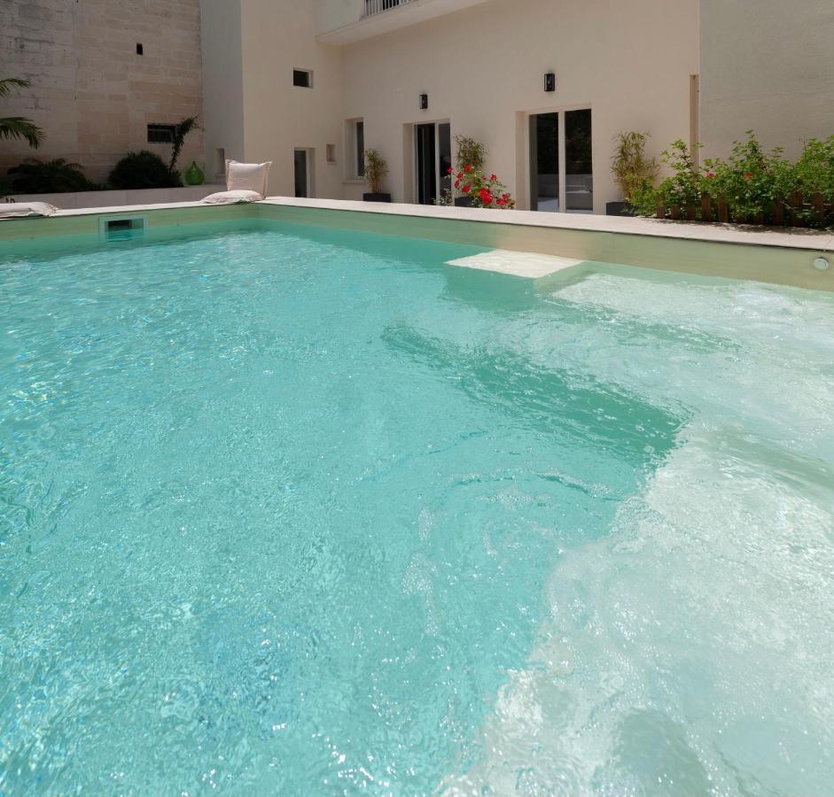 Carlo V - Con Piscina E Giardino Privati Appartamento Lecce
